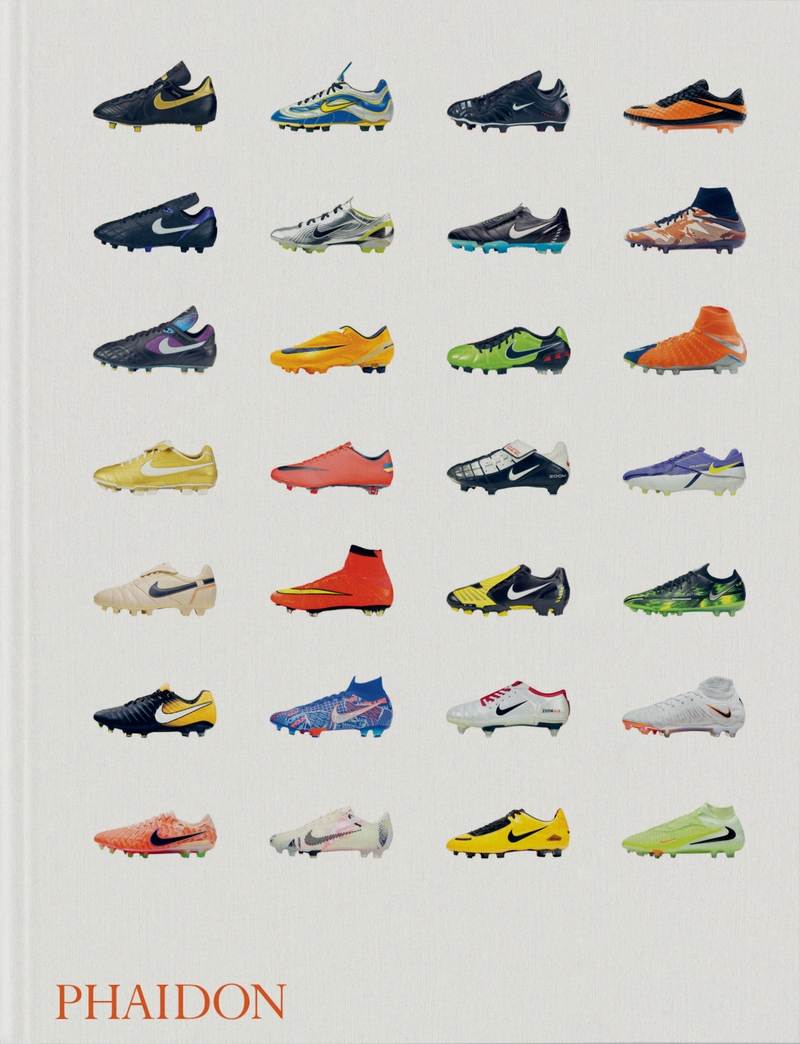 NIKE FOOTBALL BOOTS